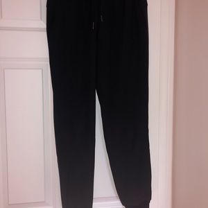 Black Lulu lemon joggers in dry fit material